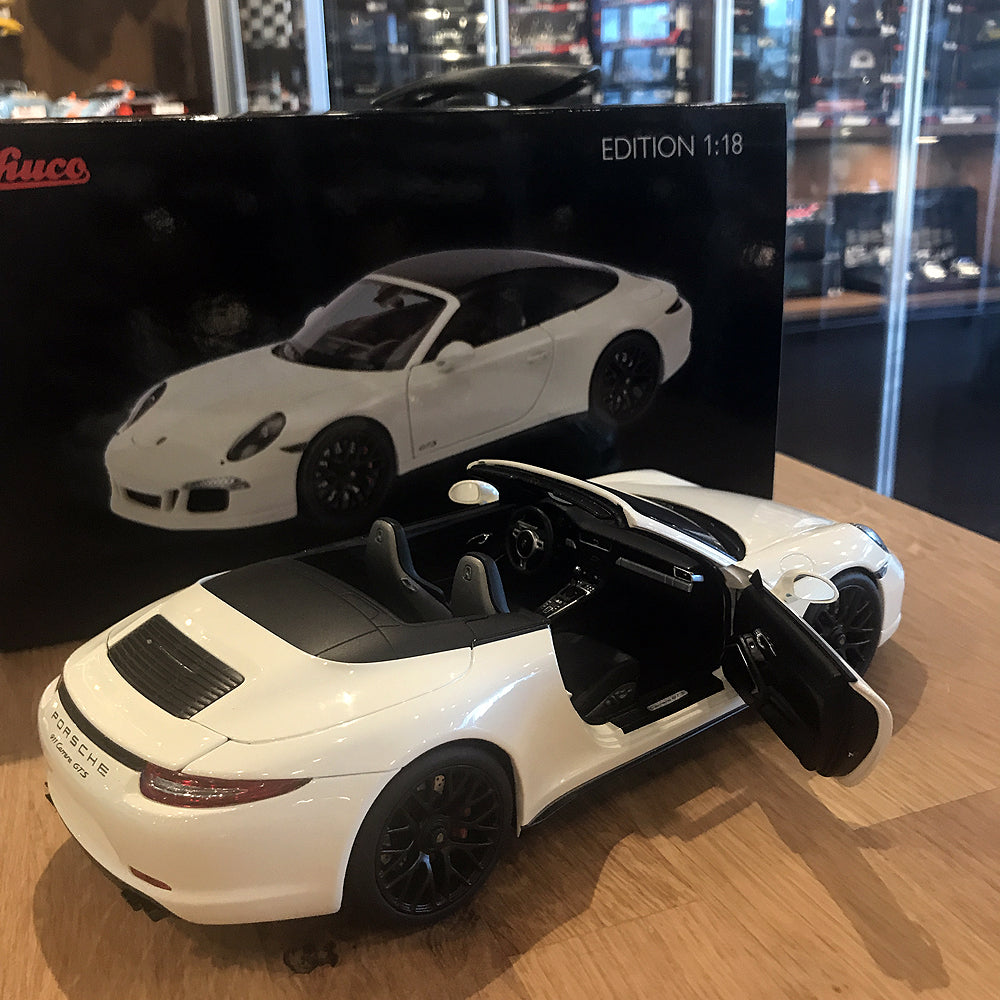 Schuco 1:18 Porsche 911 Carrera GTS Cabriolet White 450039500