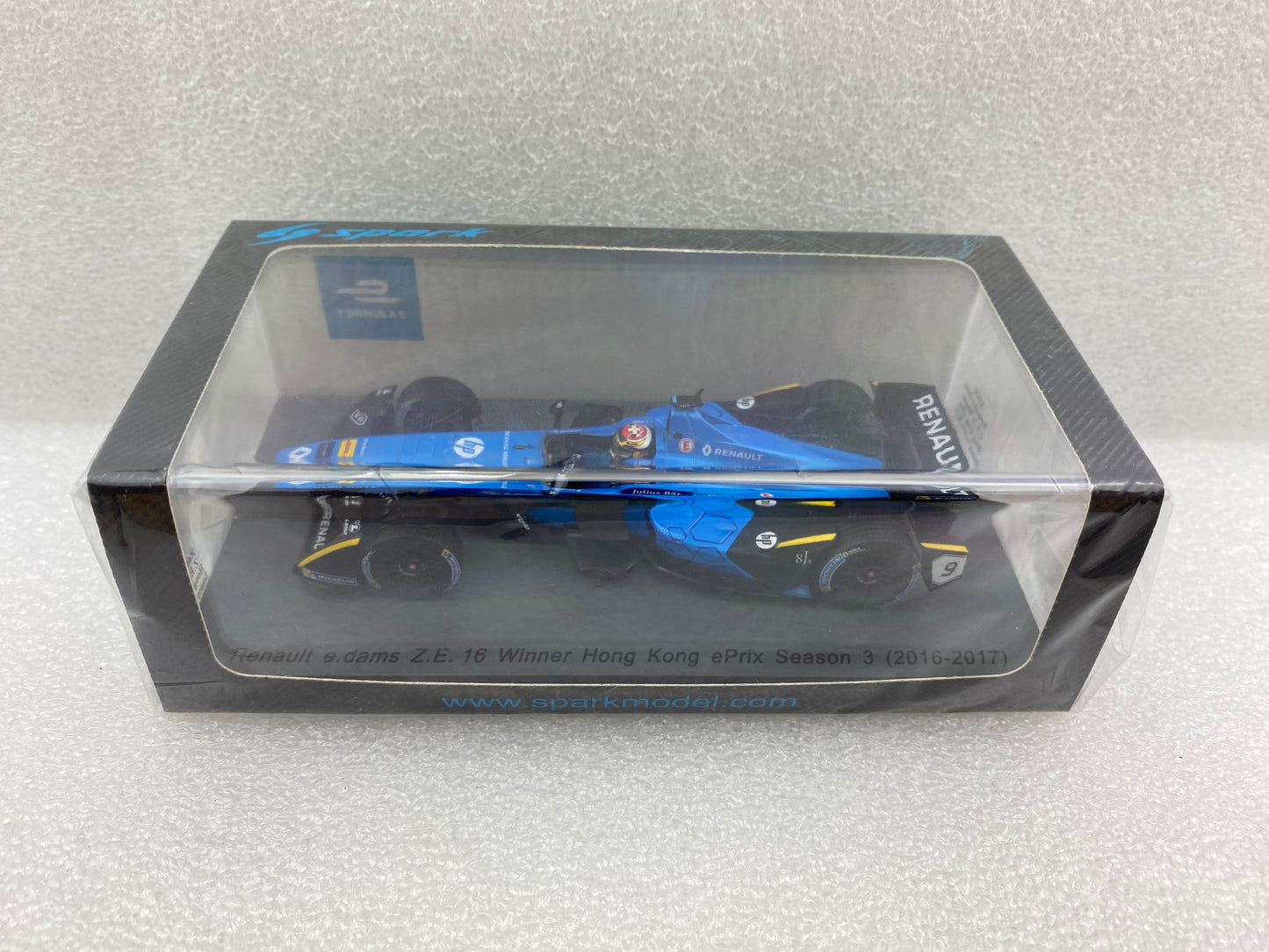 Spark 1:43 Renault e-dams #9 Sebastien Buemi Winner Rd1 Hong Kong Formula E 2017 S5920