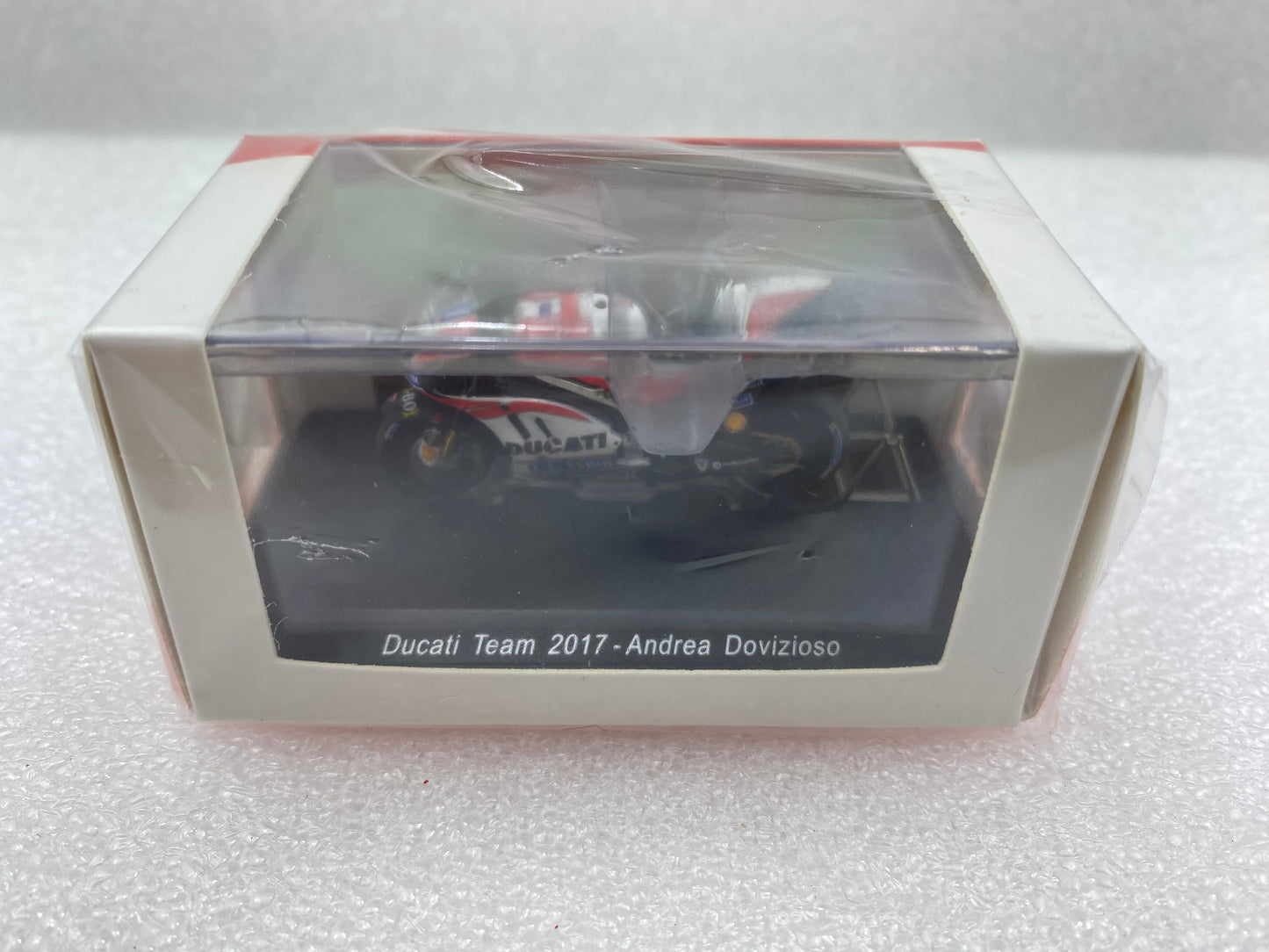 Spark 1:43 Ducati GP17 #04 Andrea Dovizioso Ducati Team Winner Italian MotoGP Mugello 2017 M43045