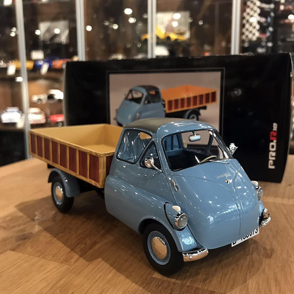 Schuco 1:18 Isocarro platform truck light blue 450008800