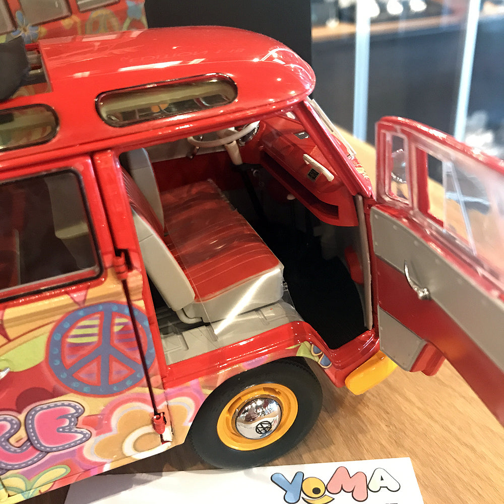 Schuco 1:18 Volkswagen T1 Samba "Hippie" with roof tracks and surfboards 450028300