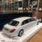 AUTOart 1:18 Mercedes-Maybach S-Klasse S600 Pullman White 76296