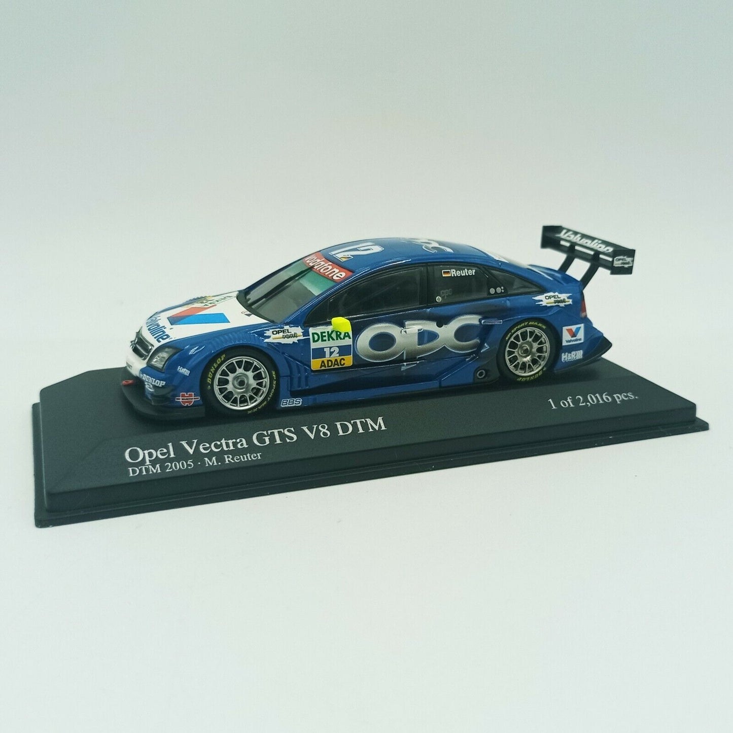 Minichamps 1:43 Opel Vectra C GTS V8 Manuel Reuter Team OPC #12 DTM 2005 400054612