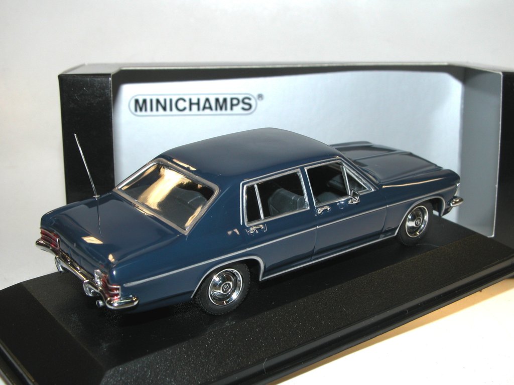 Minichamps 1:43 Opel Kapitan 1969 Blue 430046002
