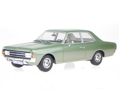 Minichamps 1:18 Opel Rekord C Saloon 1966 Green Metallic 107047000