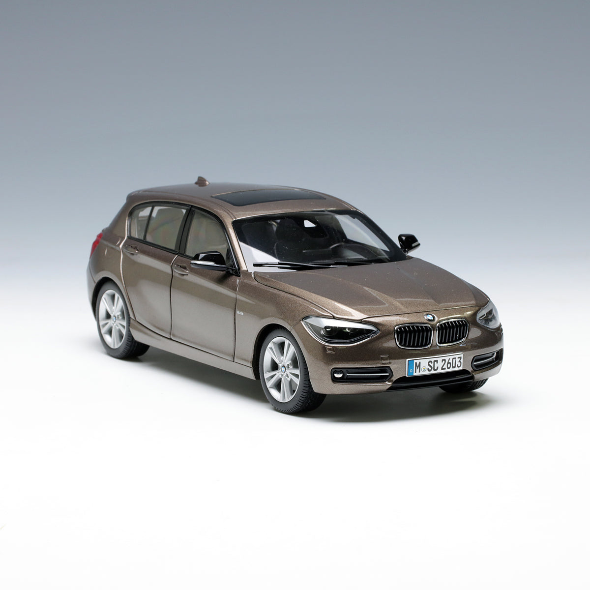 Paragon 1:18 BMW 1 Series F20 125I Bronze PA-97006