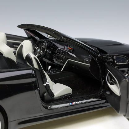 Paragon 1:18 BMW M4 Cabrio Black PA-97112