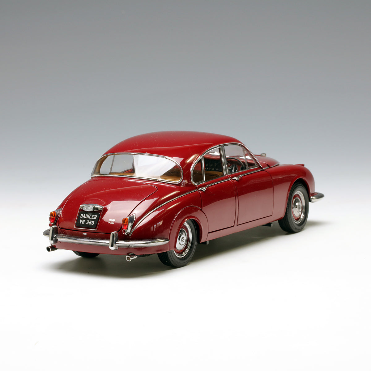 Paragon 1:18 1967 Daimler 250 V8 Red PA-98312