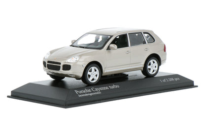 Minichamps 1:43 Porsche Cayenne Turbo 2002 Beige Metallic 400061081