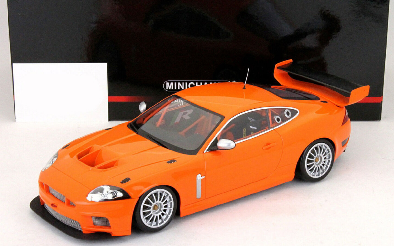 Minichamps 1:18 Jaguar XKR Gt3 2008 Orange 150081391