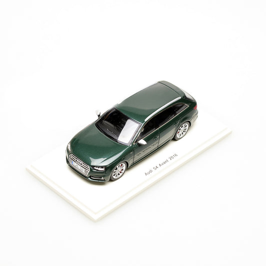 Spark 1:43 Audi A4 S4 Avant 2016 S4888
