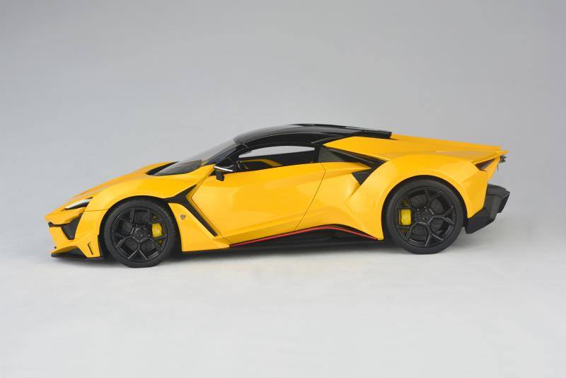 Frontiart SophiArt 1:18 W Motors Fenyr Supersport after Lykan Yellow SA003-68