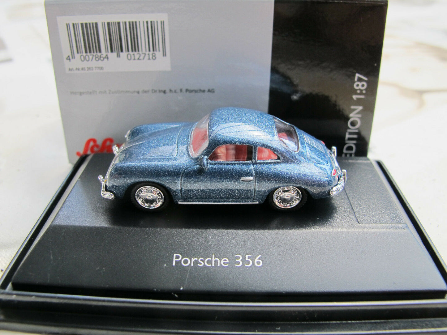 Schuco 1/87 Porsche 356 Coupe blue 452637700
