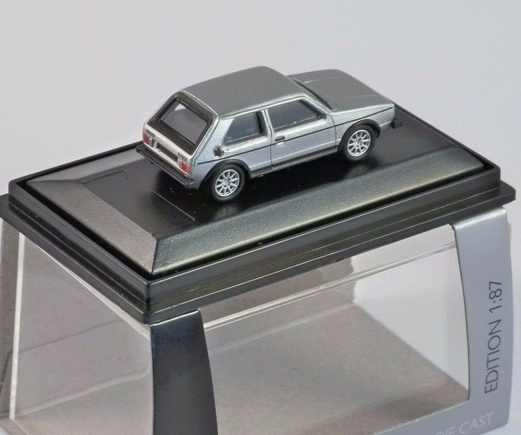 Schuco 1:87 Volkswagen Golf I GTI Silver 452626700