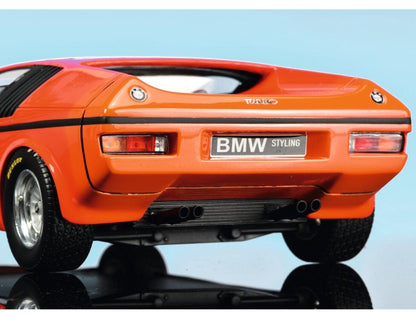 Schuco 1:18 1972 BMW Turbo X1 E25 Orange 450008900