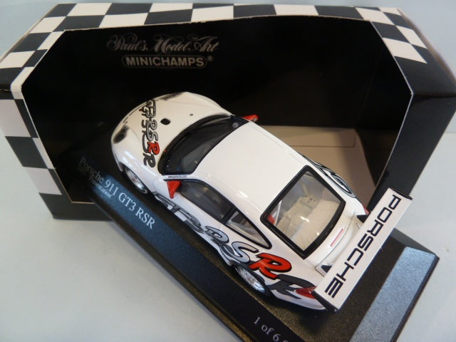 Minichamps 1:43 Porsche 911 GT3 RSR Presentation 2003 400036400