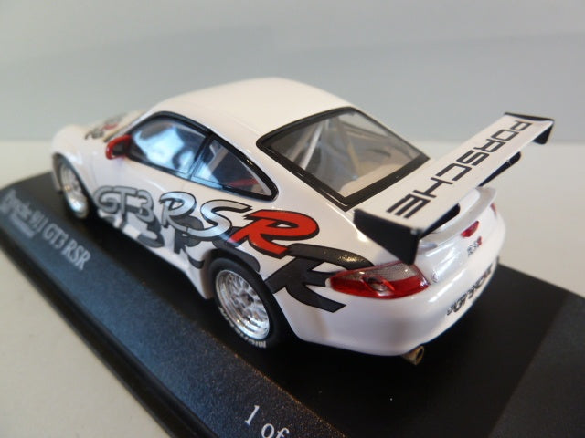 Minichamps 1:43 Porsche 911 GT3 RSR Presentation 2003 400036400