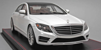 Frontiart 1:18 Mercedes-Benz S-Class (V222) White F044-02