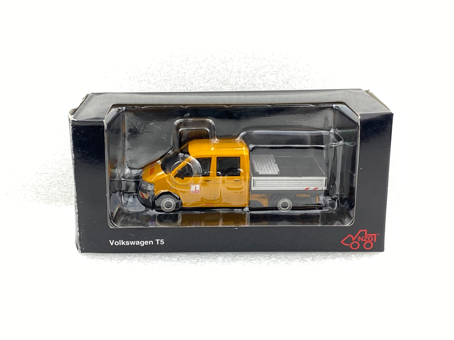 NZG 1:50 Volkswagen T5 Crew Cab Pickup Truck MAX BOGL NZG888/06