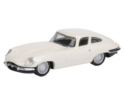 Schuco 1:87 Jaguar E-Type Coupe white 452627400