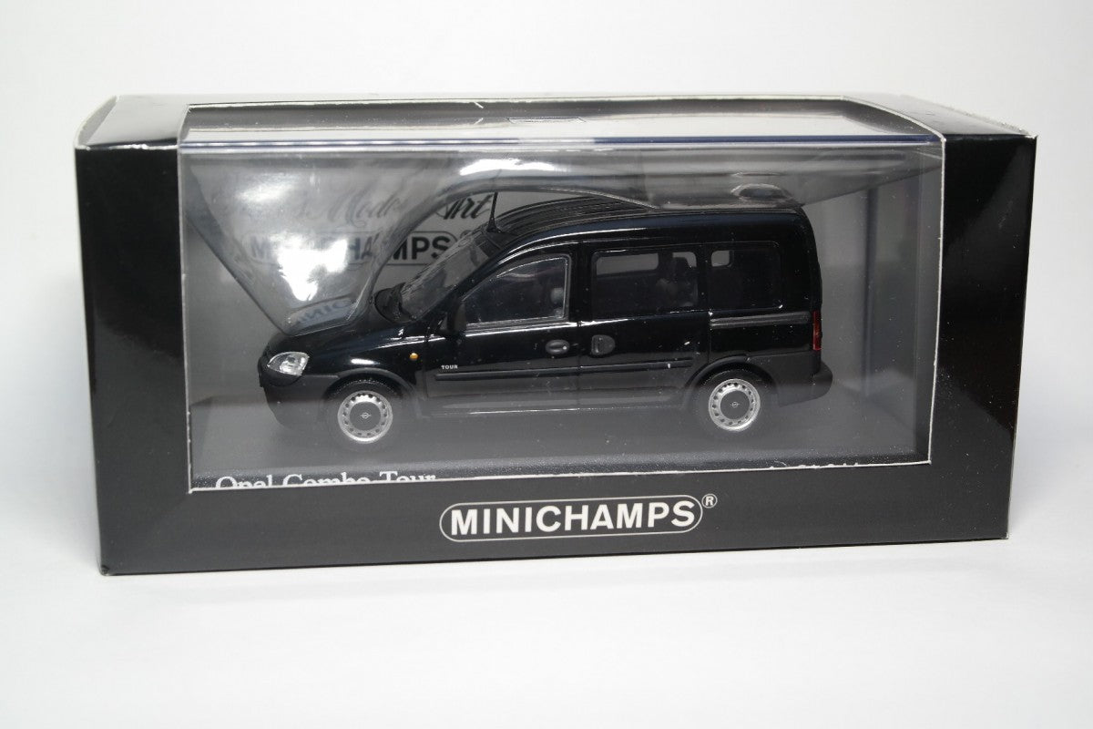 Minichamps 1:43 Opel Combo Tour 2002 Black 400042001