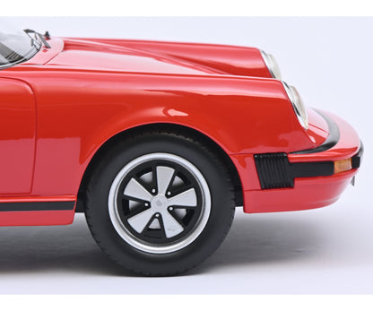 Schuco 1:18 Porsche 911 Coupe 1974 Red 450025600
