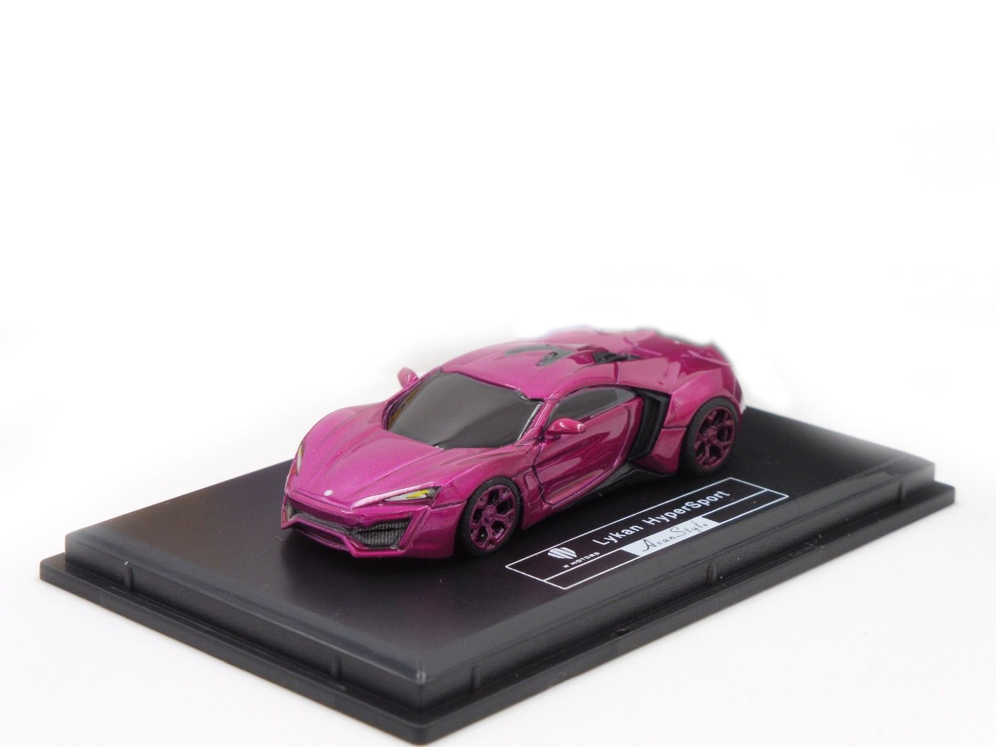 Frontiart AvanStyle 1:87 W Motors Lykan Hypersport Flash Purple AS015-36