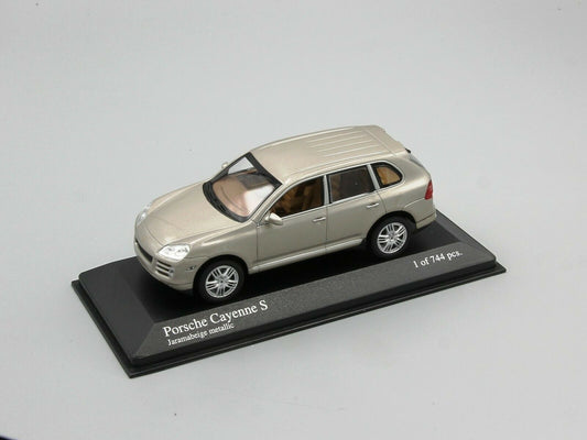 Minichamps 1:43 Porsche Cayenne S 2006 Beige Metallic 400066200