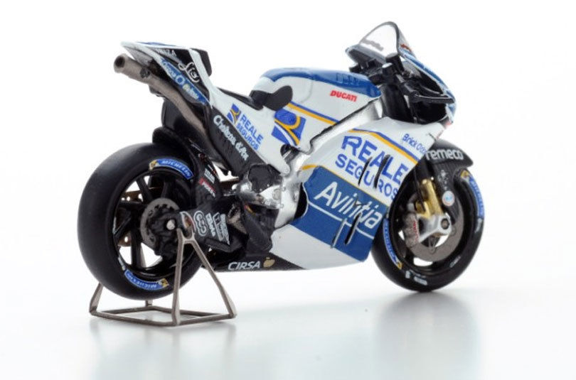 Spark 1:43 Ducati GP16 #8 Hector Barbera Reale Avintia Racing MotoGP Qatar 2017 M43024