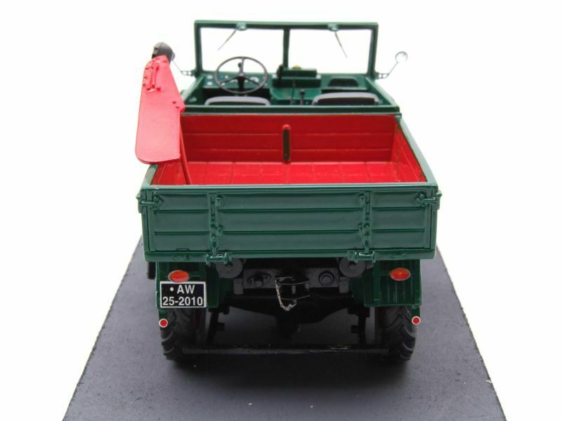 Schuco 1:32 Mercedes Benz Unimog 2010 Green 450895800
