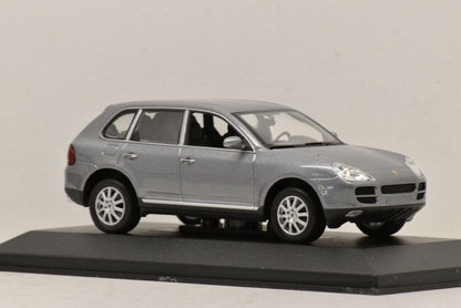 Minichamps 1:43 Porsche Cayenne V6 2002 Grey Metallic 400061010