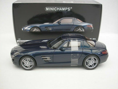 Minichamps 1:18 Mercedes-Benz SLS AMG 2010 Blue Metallic 100039021