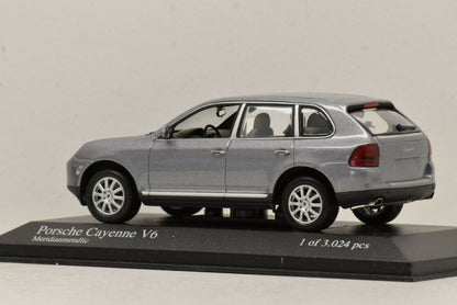 Minichamps 1:43 Porsche Cayenne V6 2002 Grey Metallic 400061010