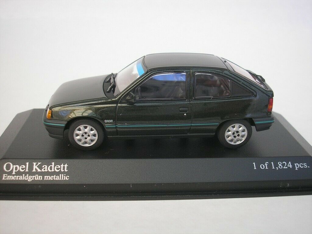 Minichamps 1:43 Opel Kadett E 1989 Black 400045901
