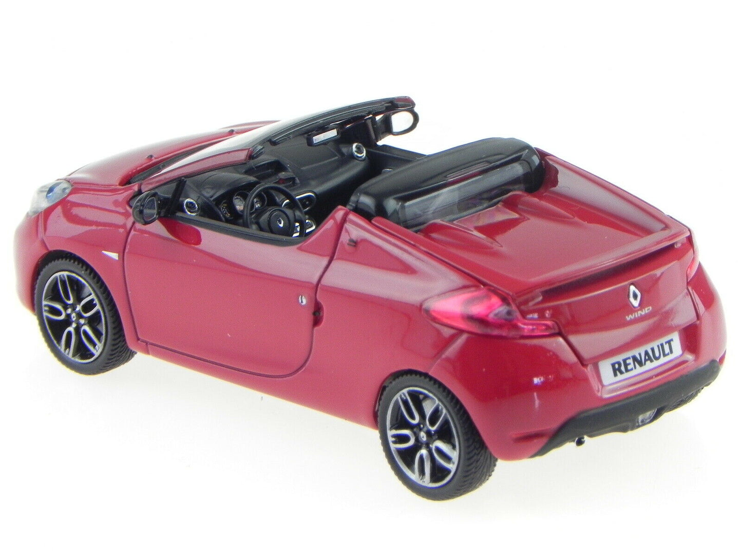 Minichamps 1:43 Renault Wind 2010 Red 400113931